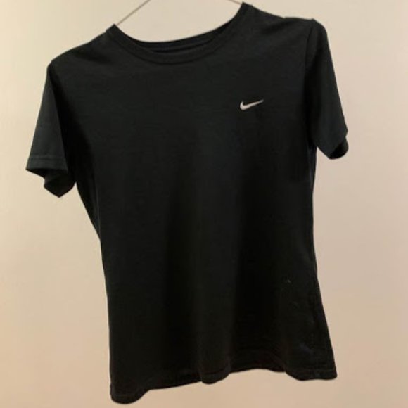 Nike Tops - NIke Athletic Shirt